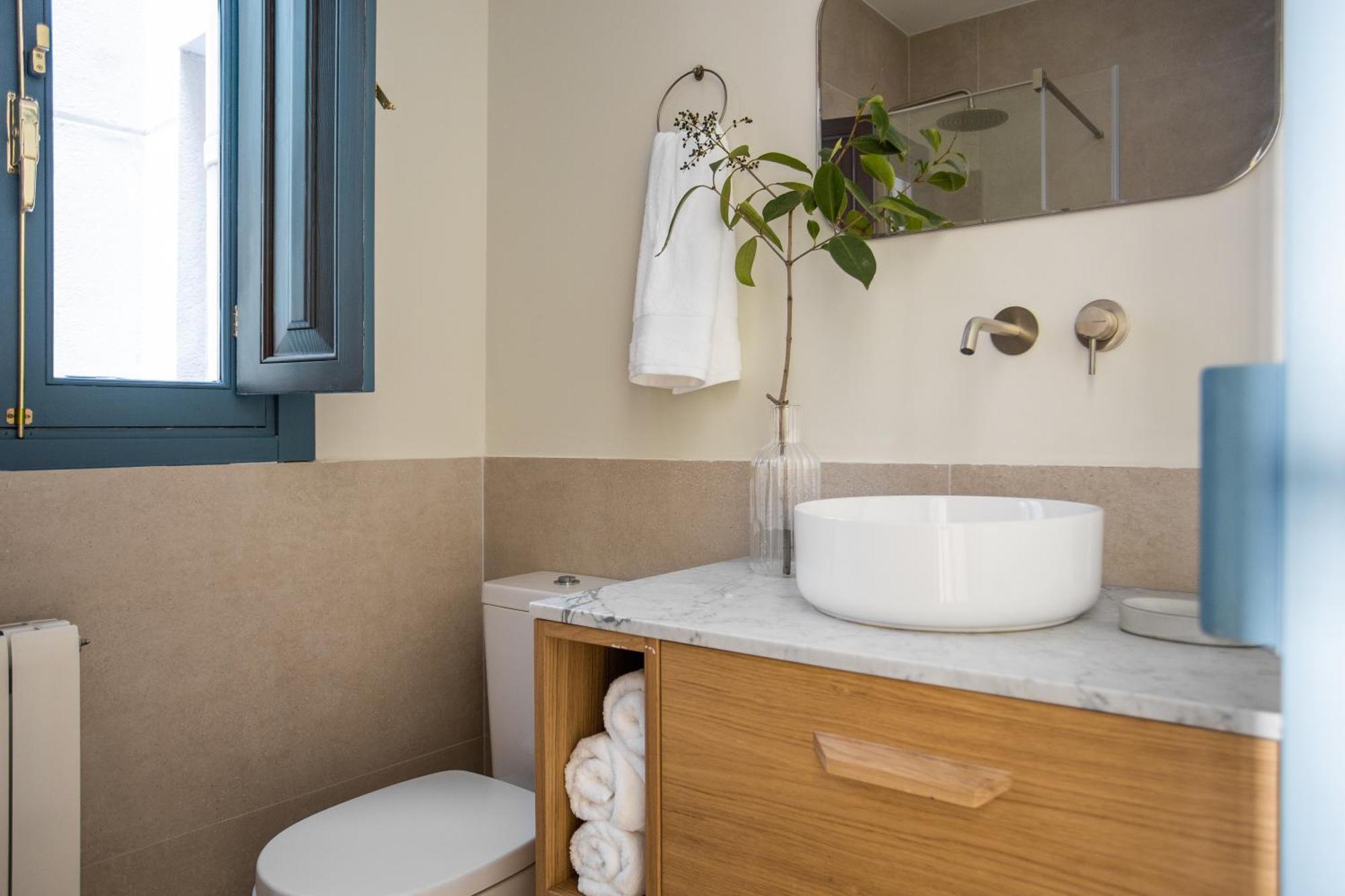 Seissta Madrid Centro "Remodelado" Apart otel Dış mekan fotoğraf