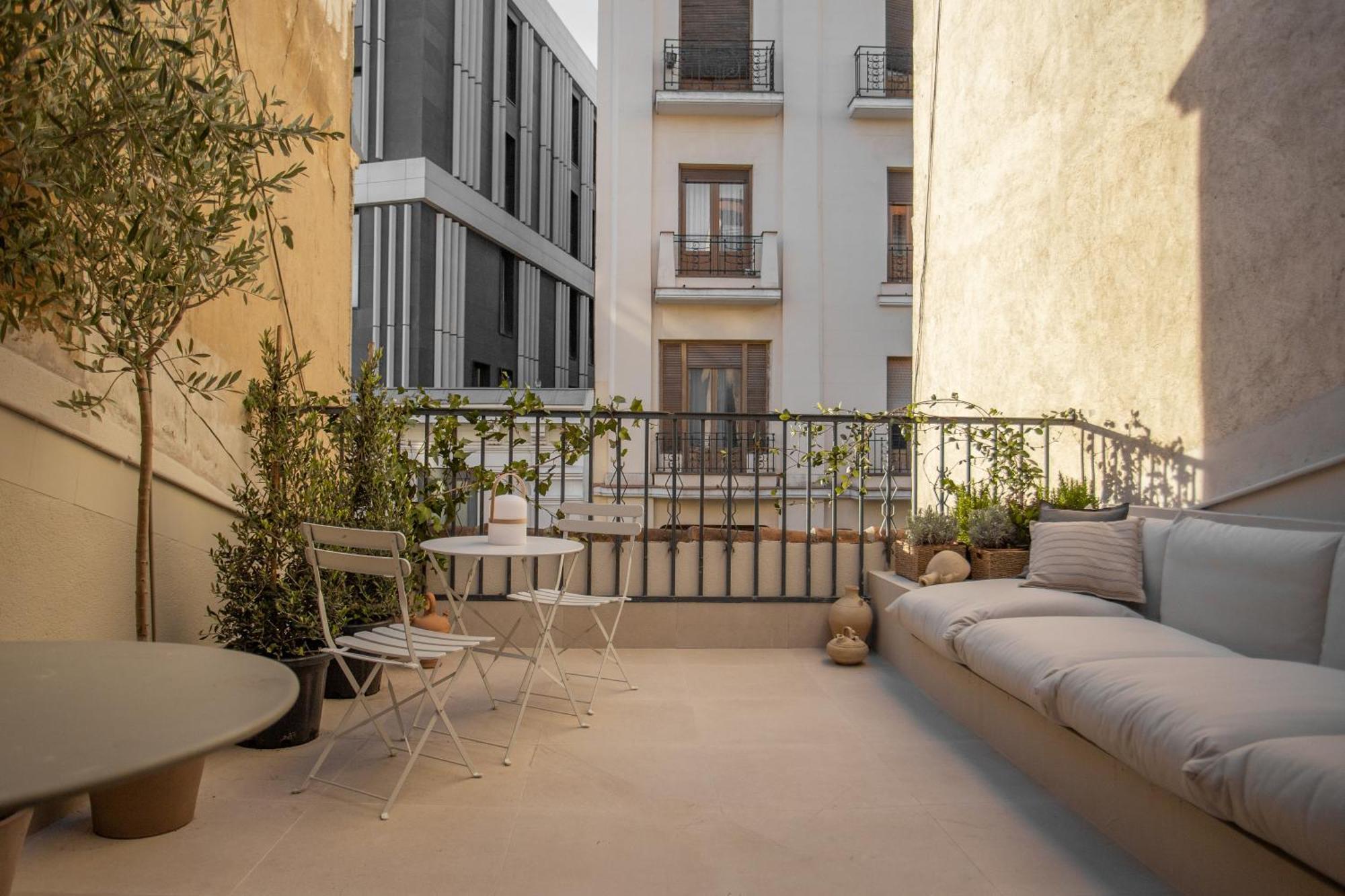 Seissta Madrid Centro "Remodelado" Apart otel Dış mekan fotoğraf